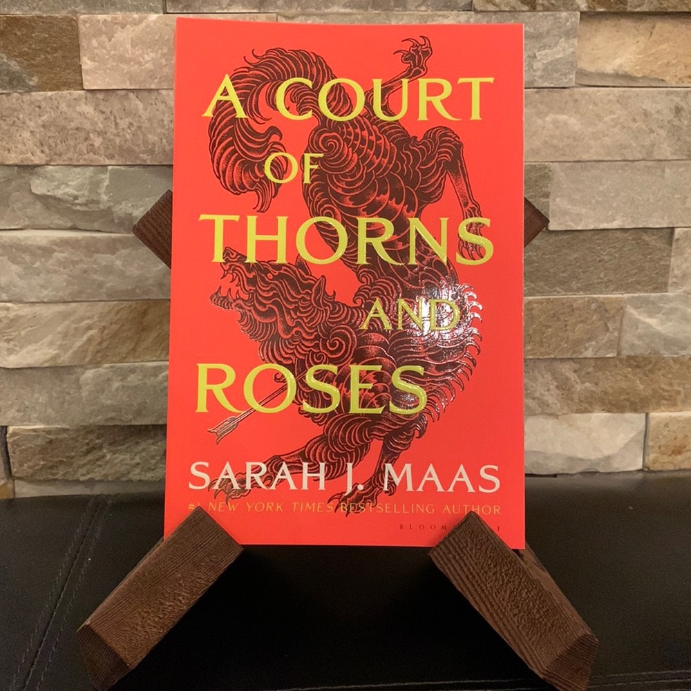 A Court of Thorns and Roses by Sarah J. Maas